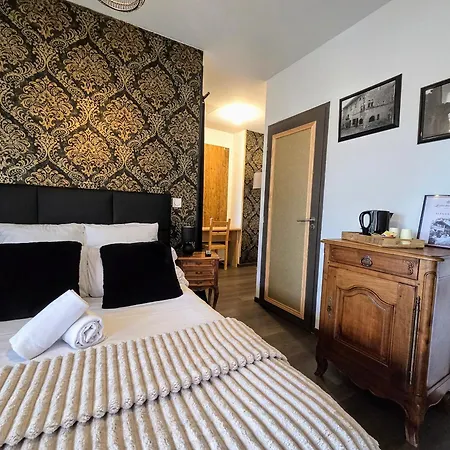 Le Clos Des Roses - D'hotes 3* Pérouges